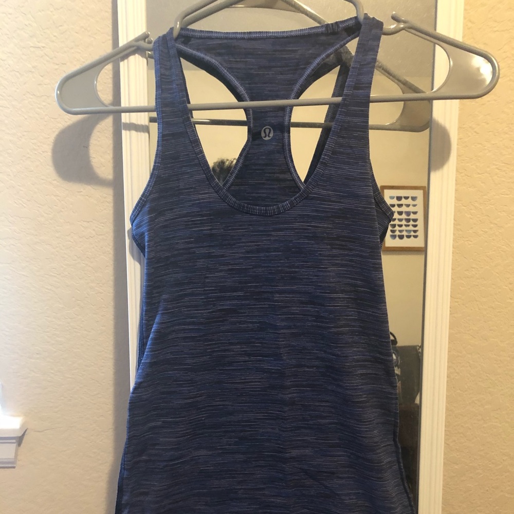 Lululemon tank